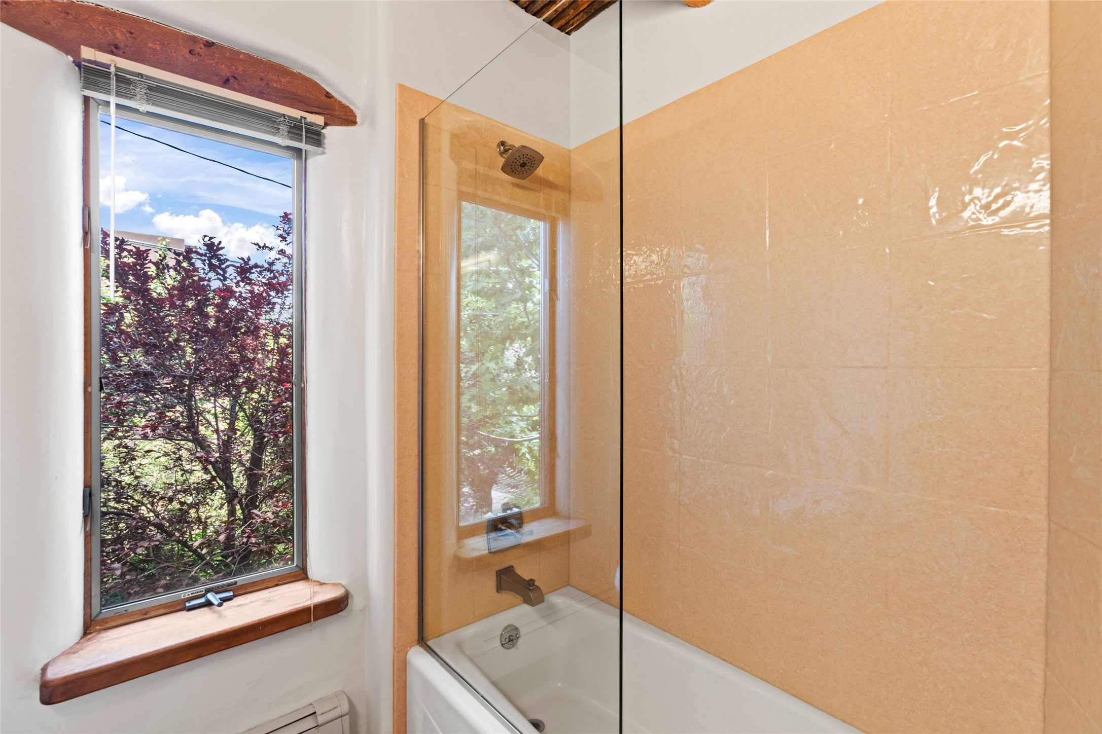 134 W Houghton Street D