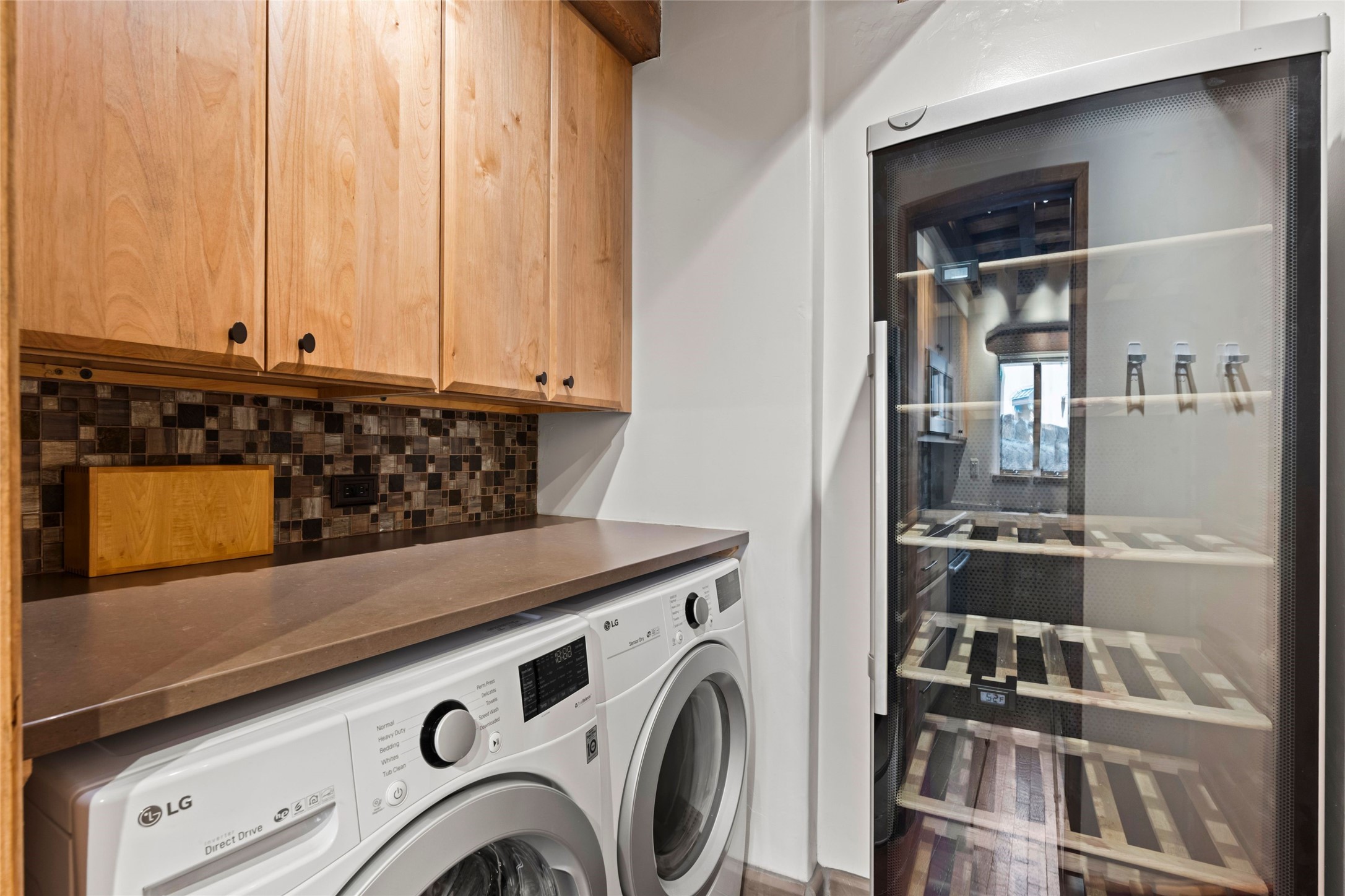 134 W Houghton Street D