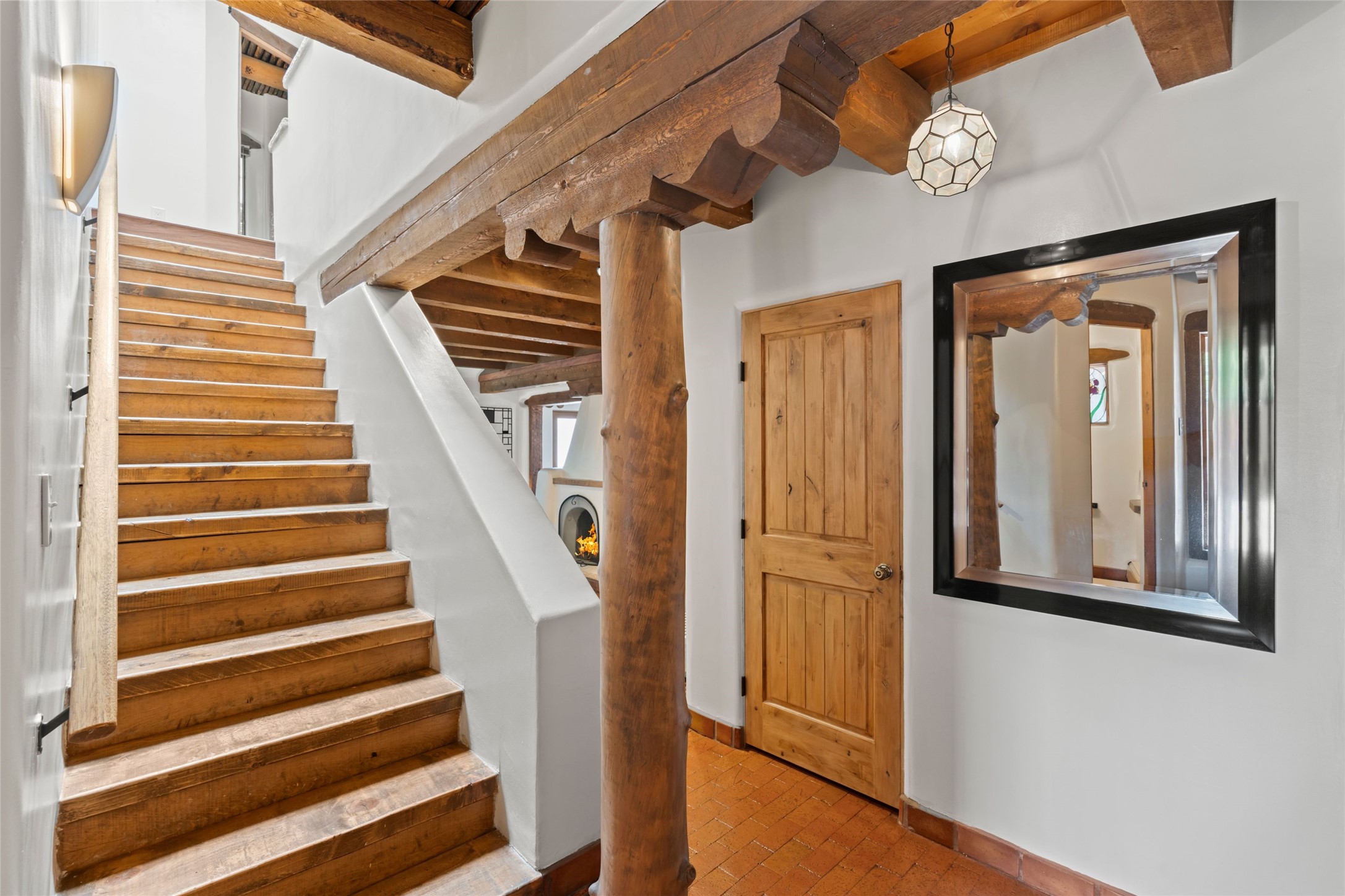 134 W Houghton Street D