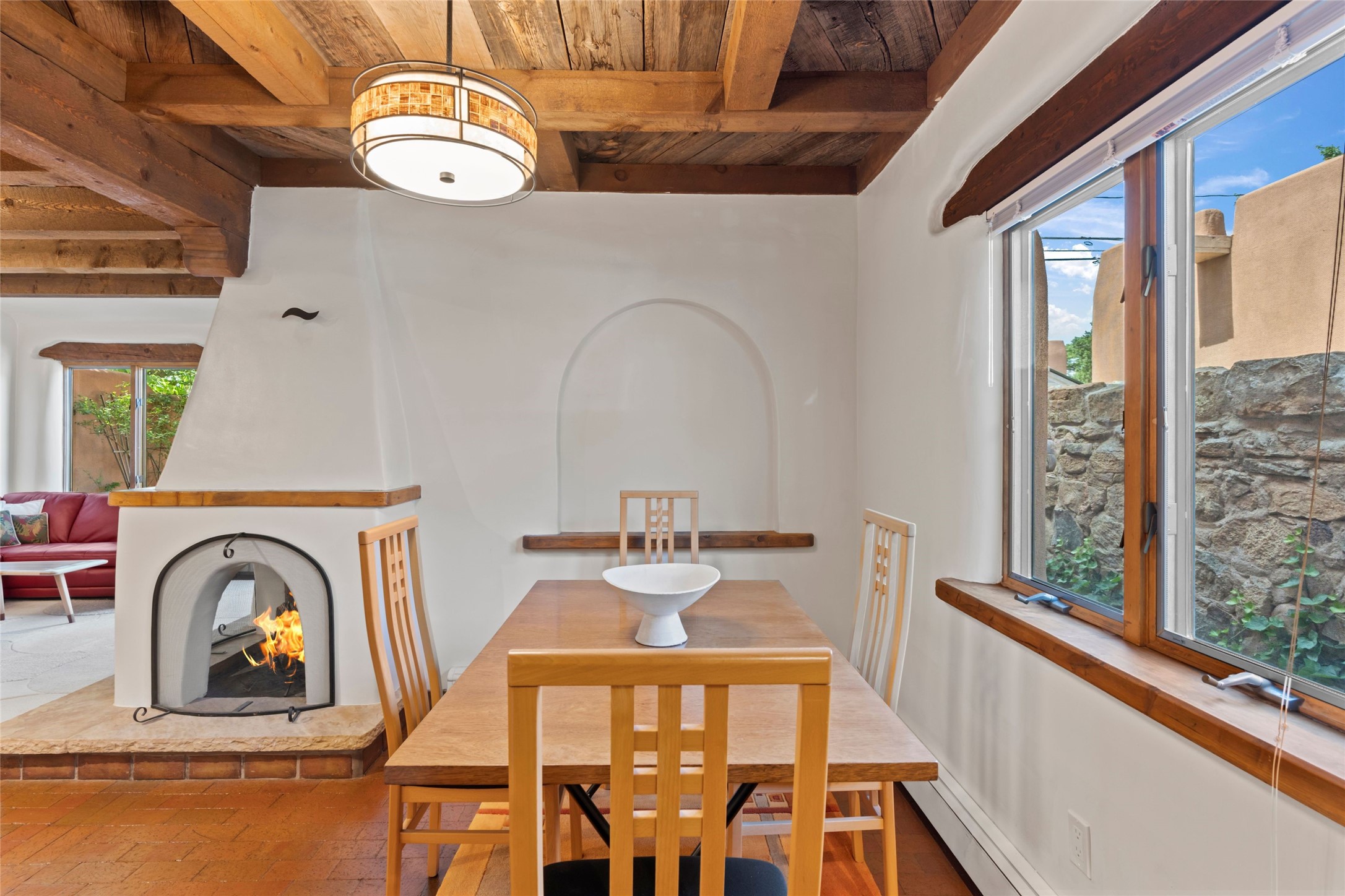 134 W Houghton Street D