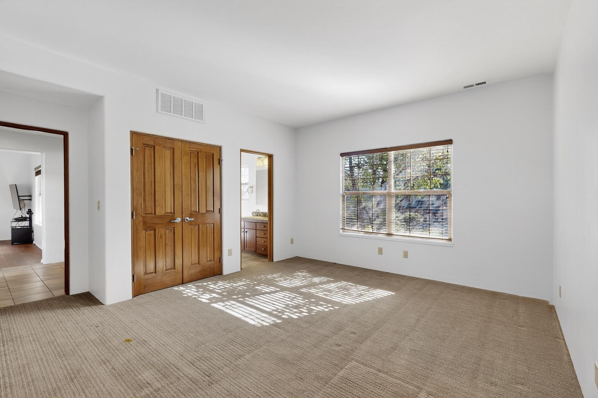 9 New Village Avenue