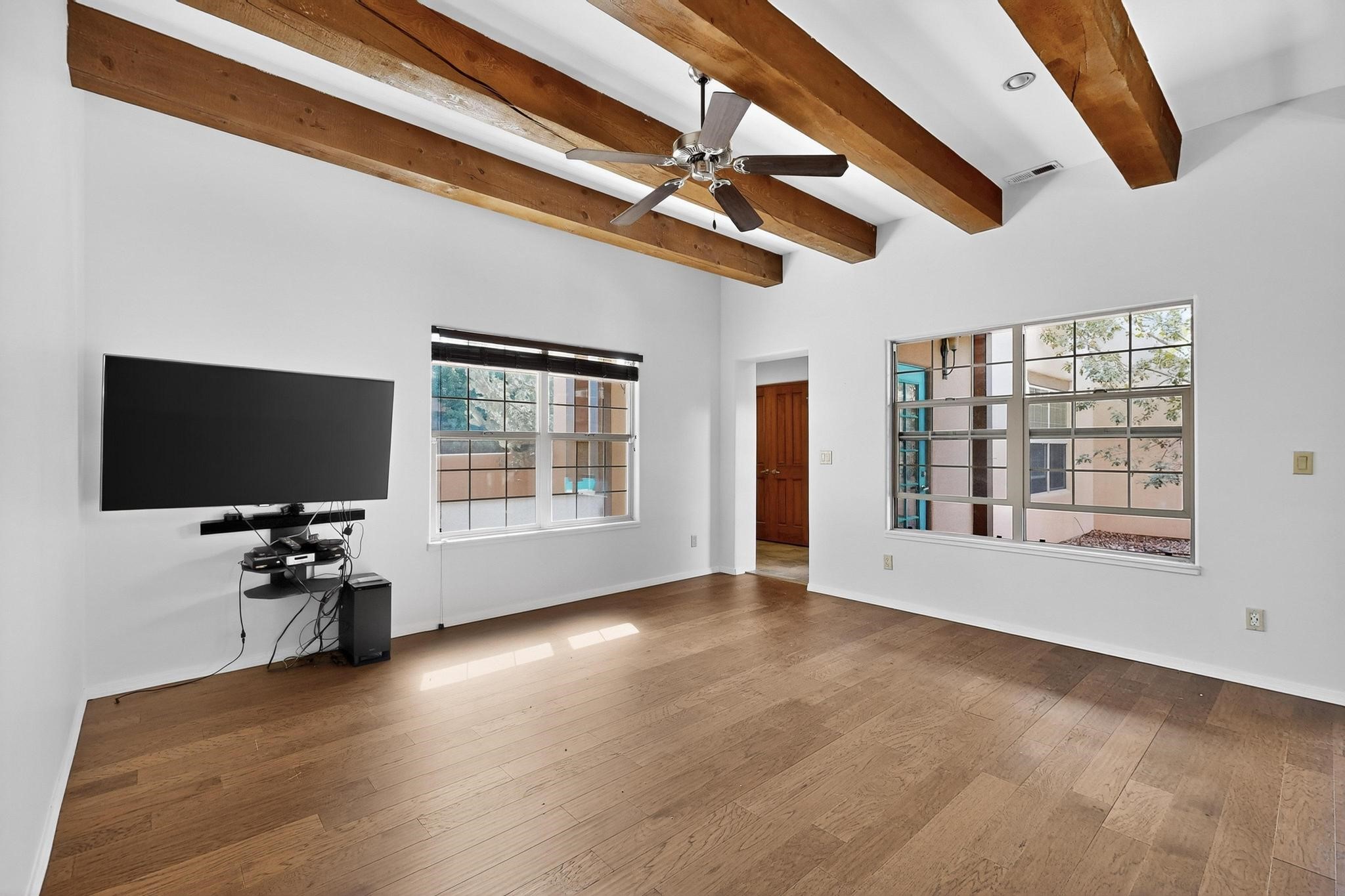 9 New Village Avenue