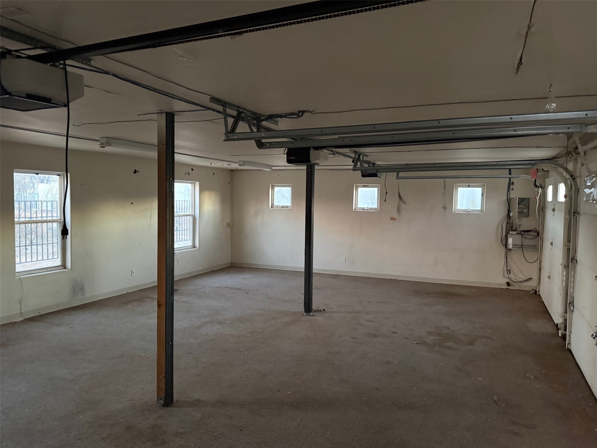 2 Siri Singh Sahib Lane