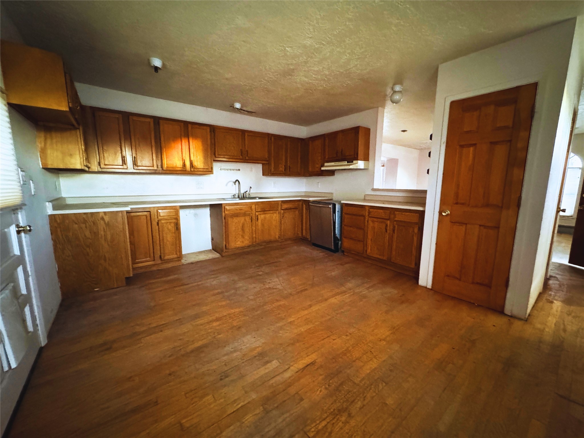 2 Siri Singh Sahib Lane