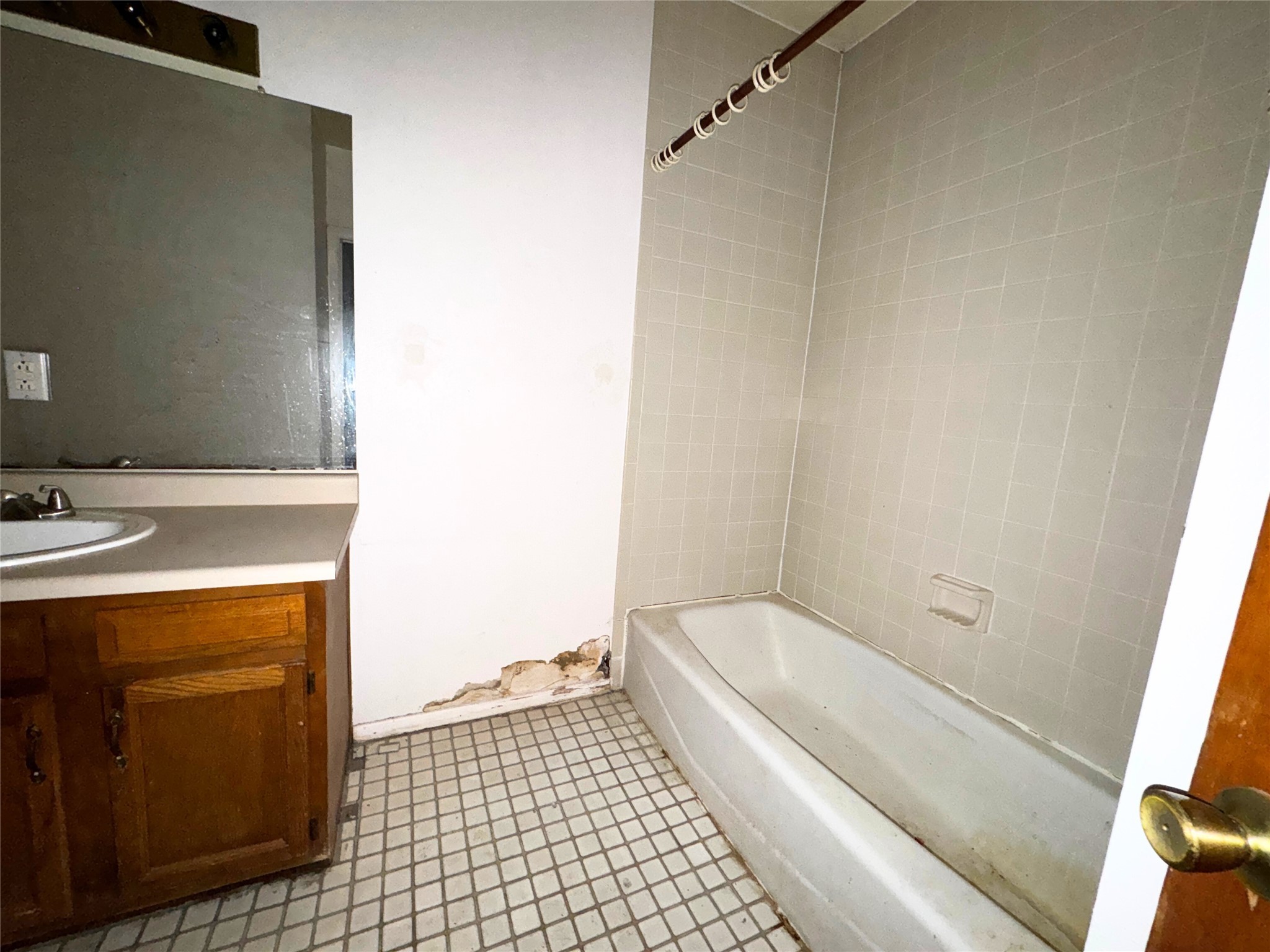 2 Siri Singh Sahib Lane