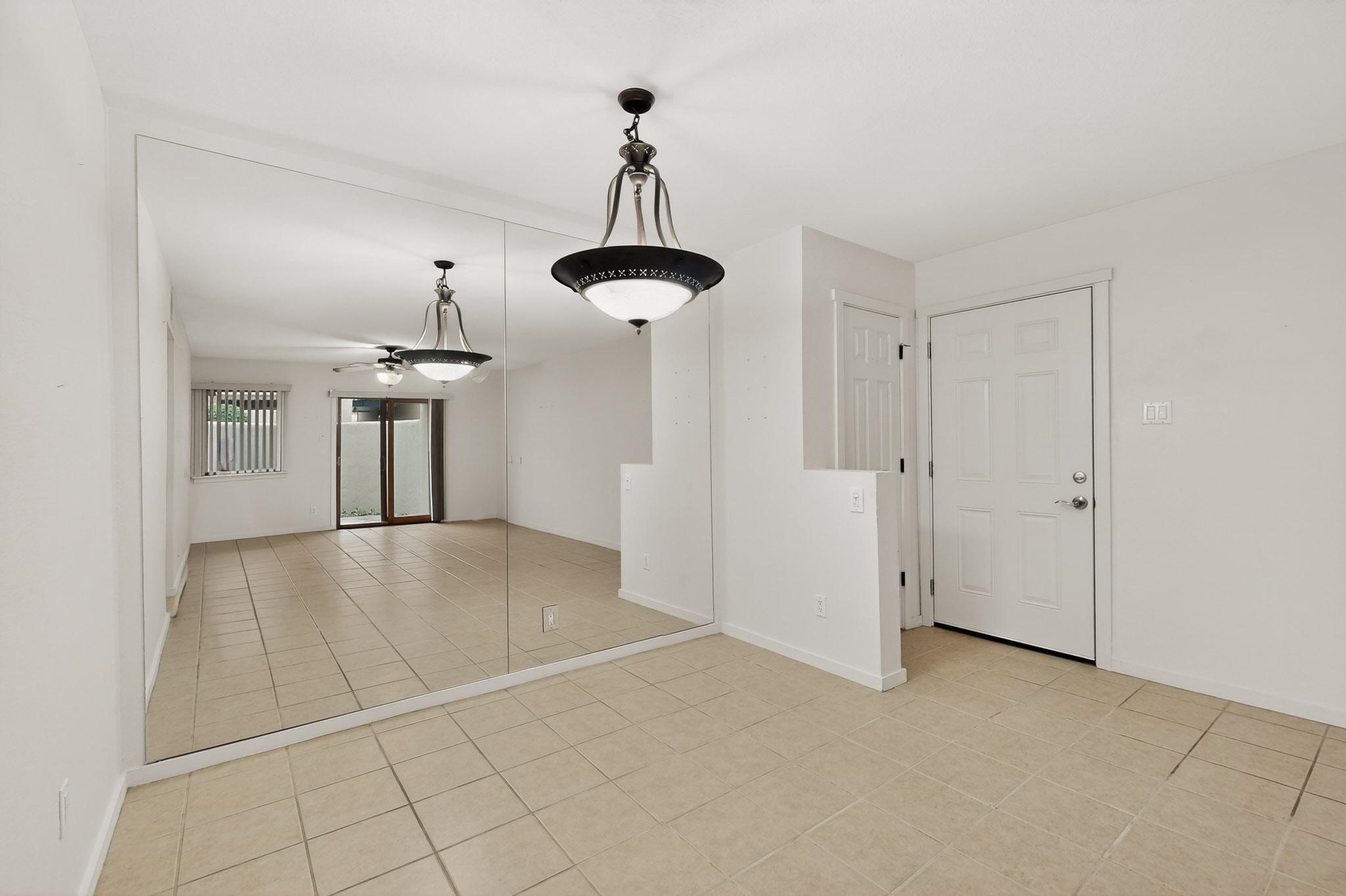 601 San Mateo 27