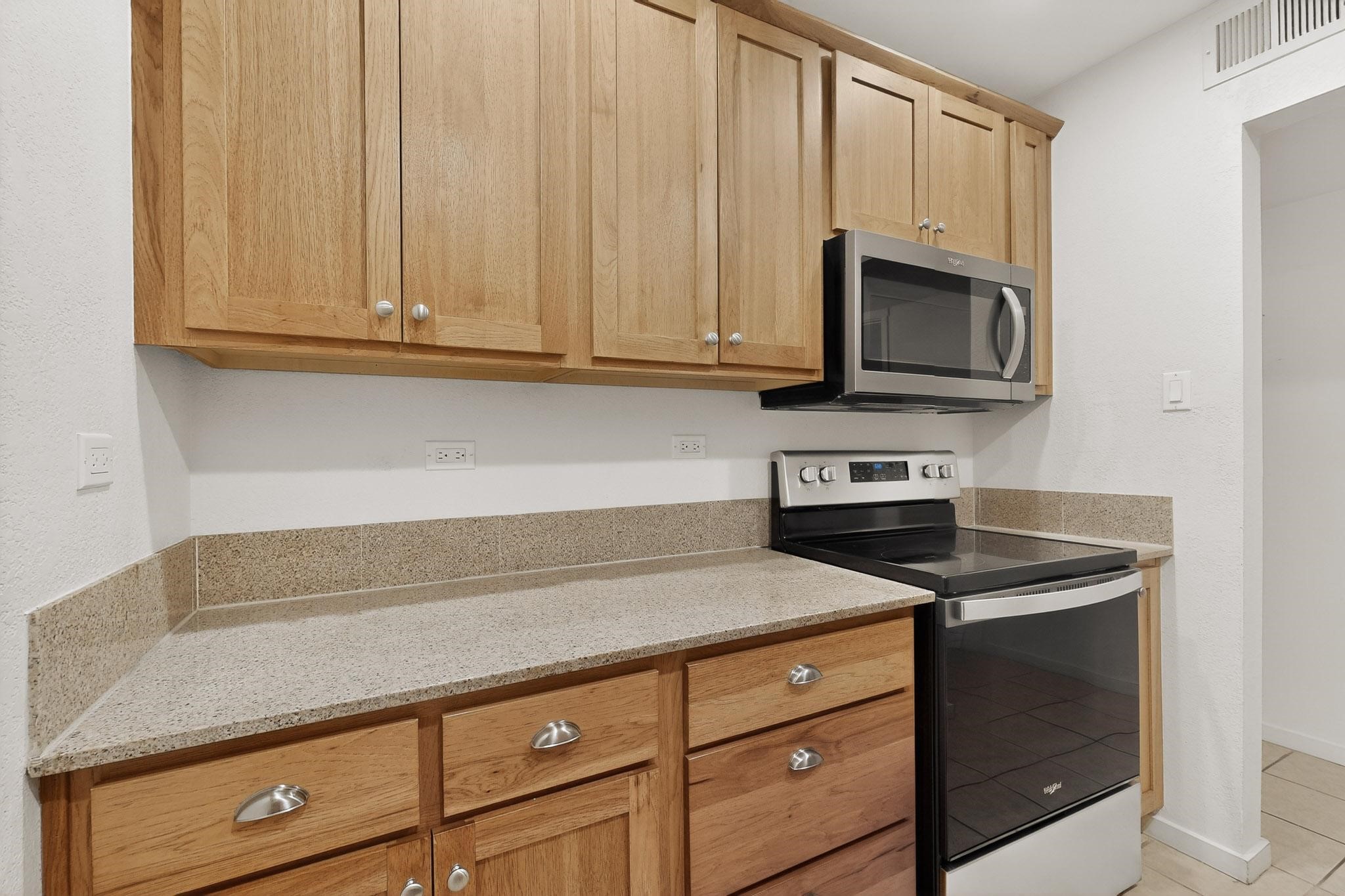 601 San Mateo 27