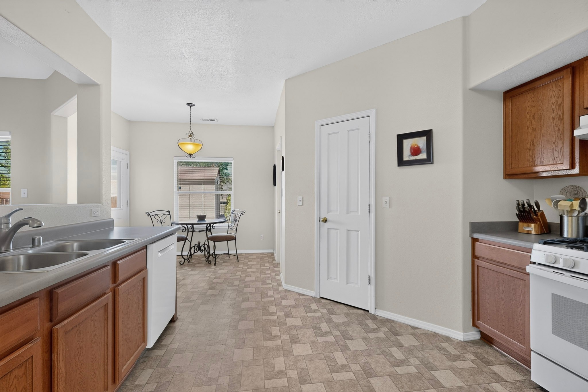4509 Contenta Ridge