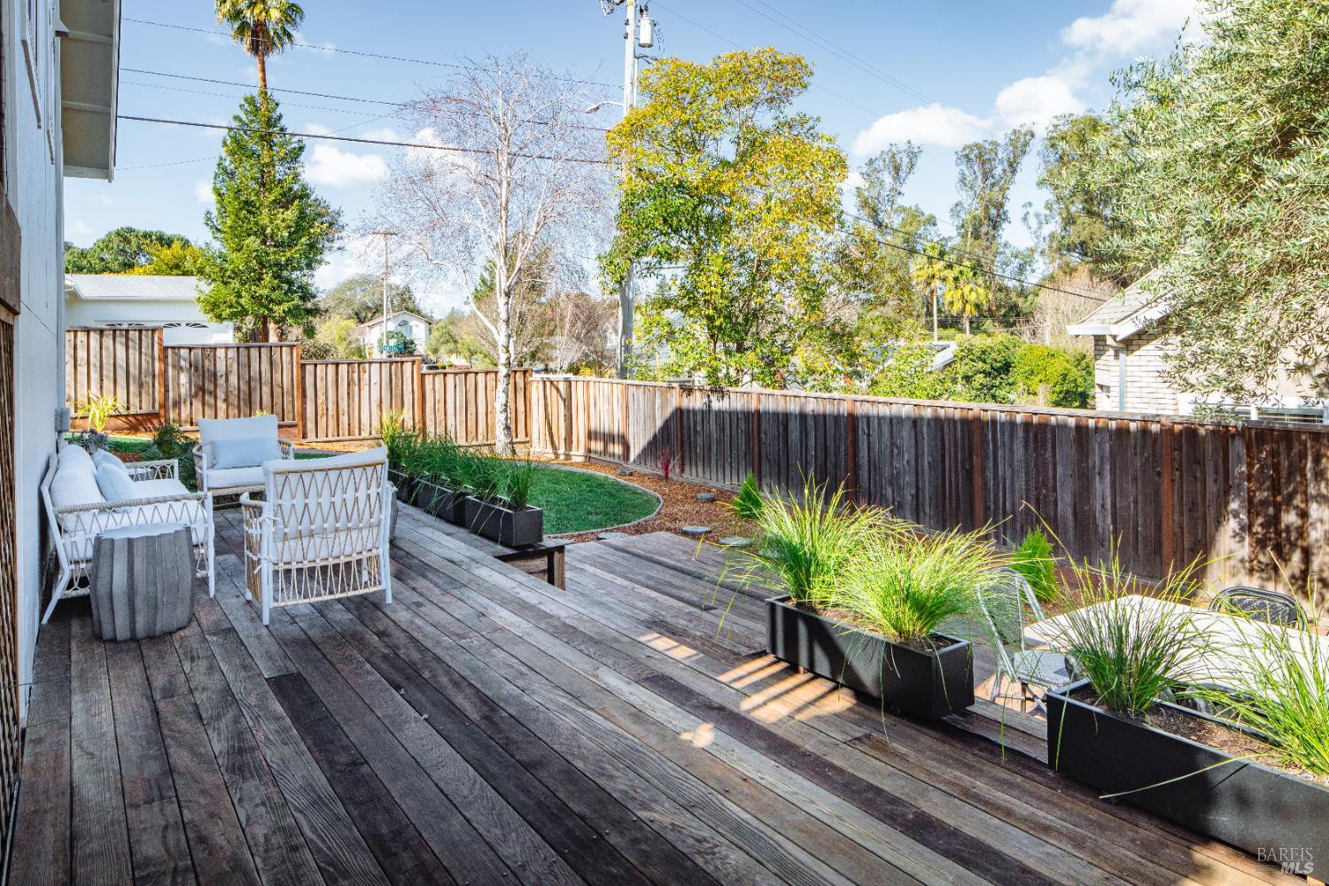 874 Cherry Street