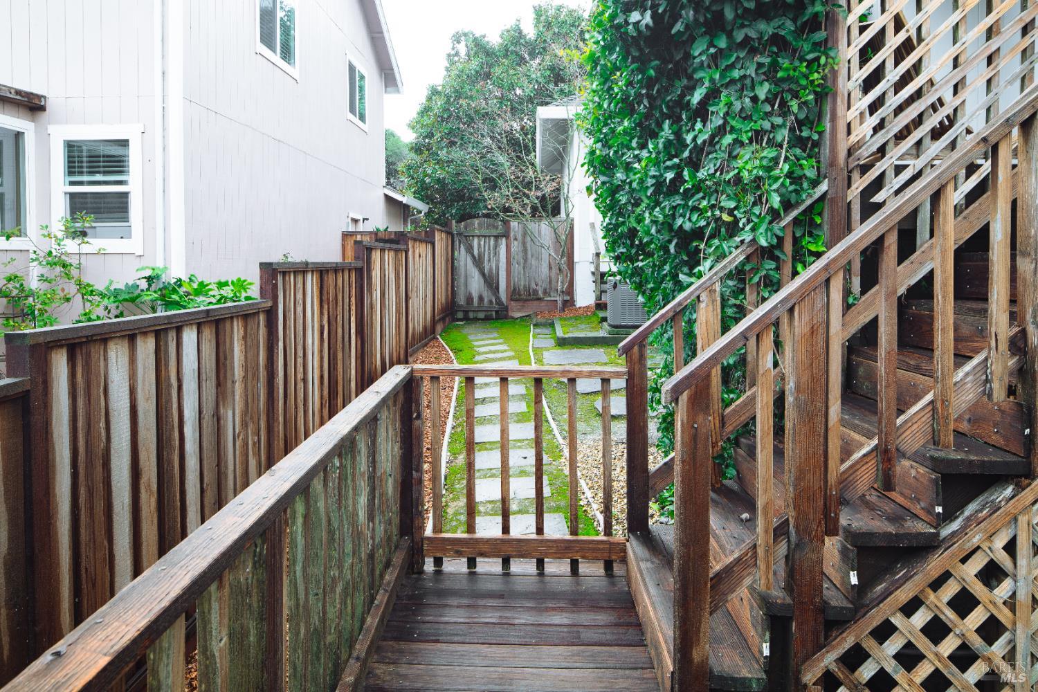 874 Cherry Street