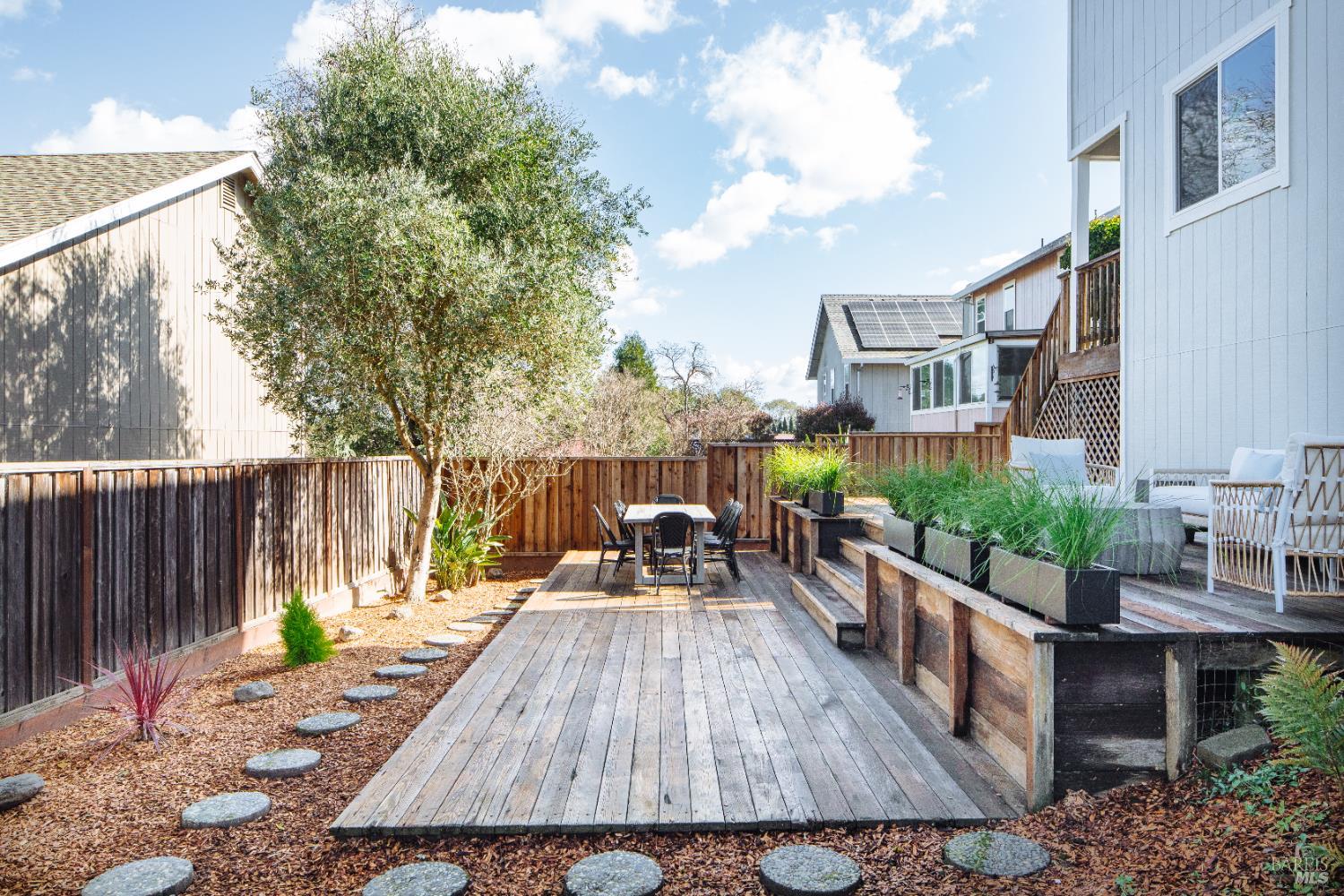 874 Cherry Street