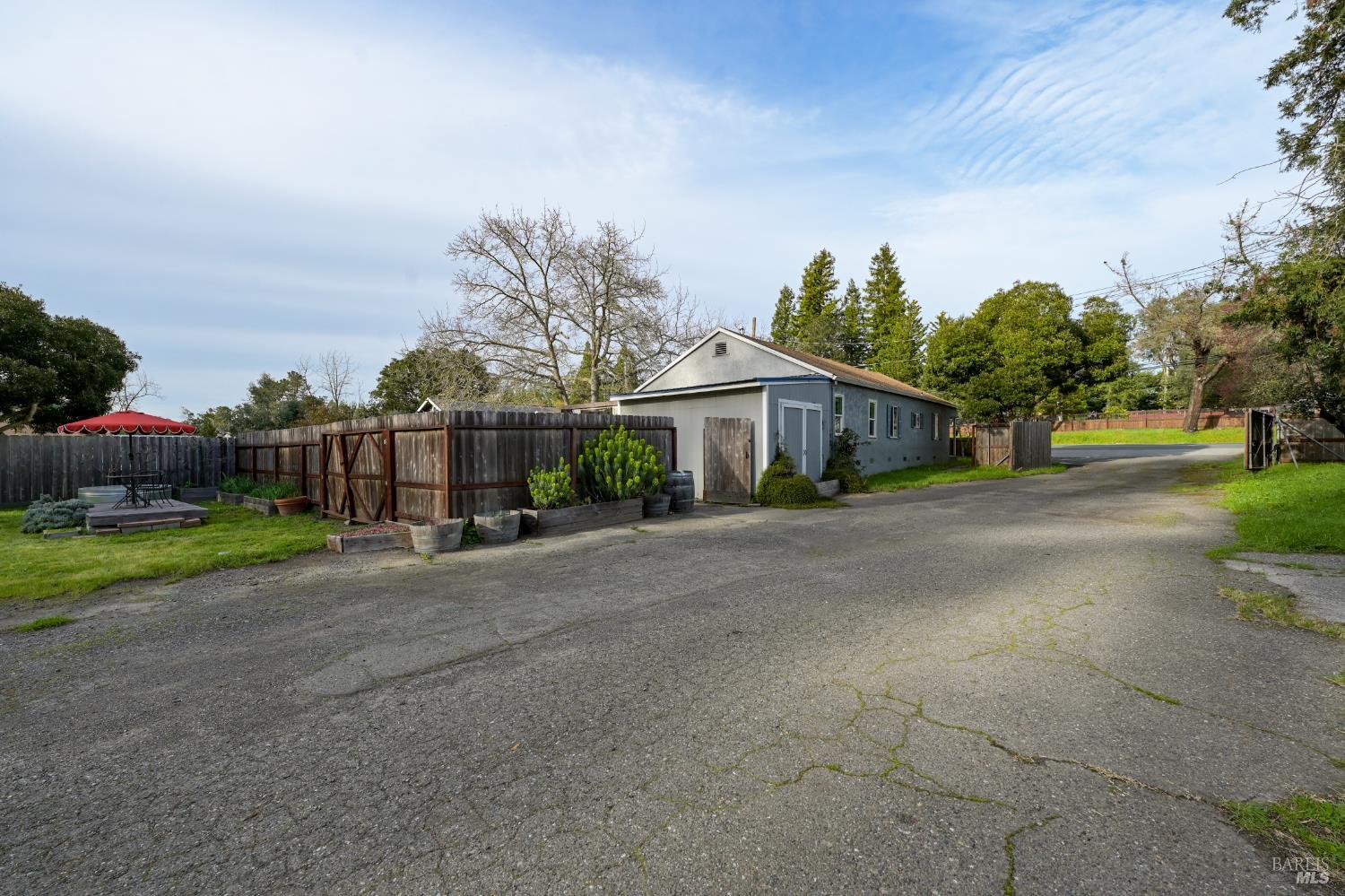 2103 Bodega Avenue