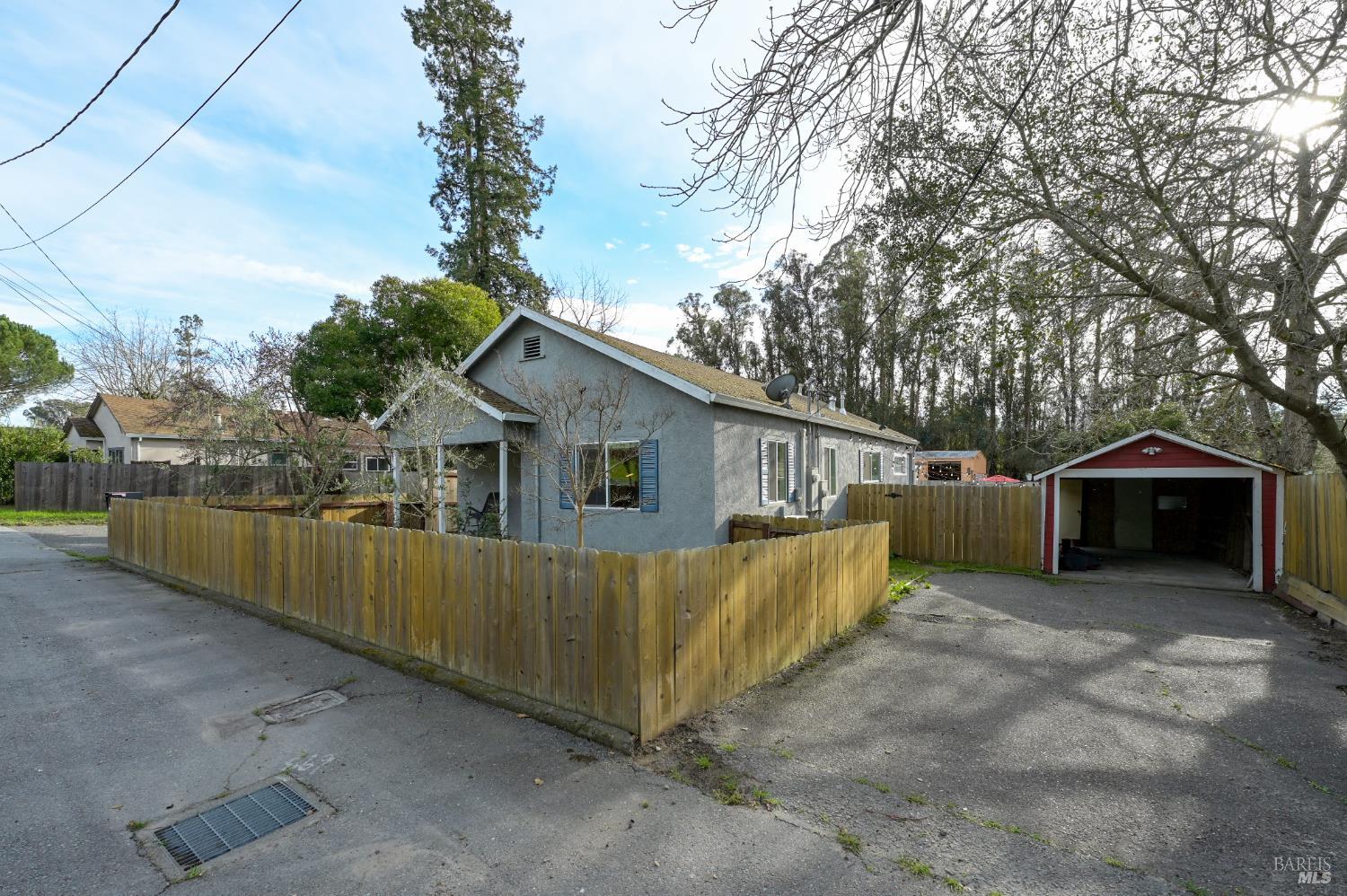 2103 Bodega Avenue