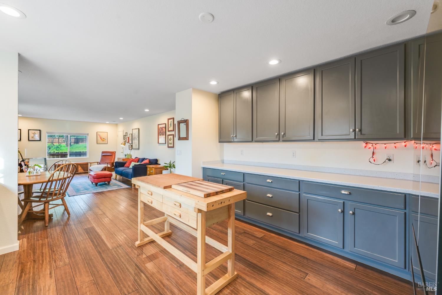 2103 Bodega Avenue