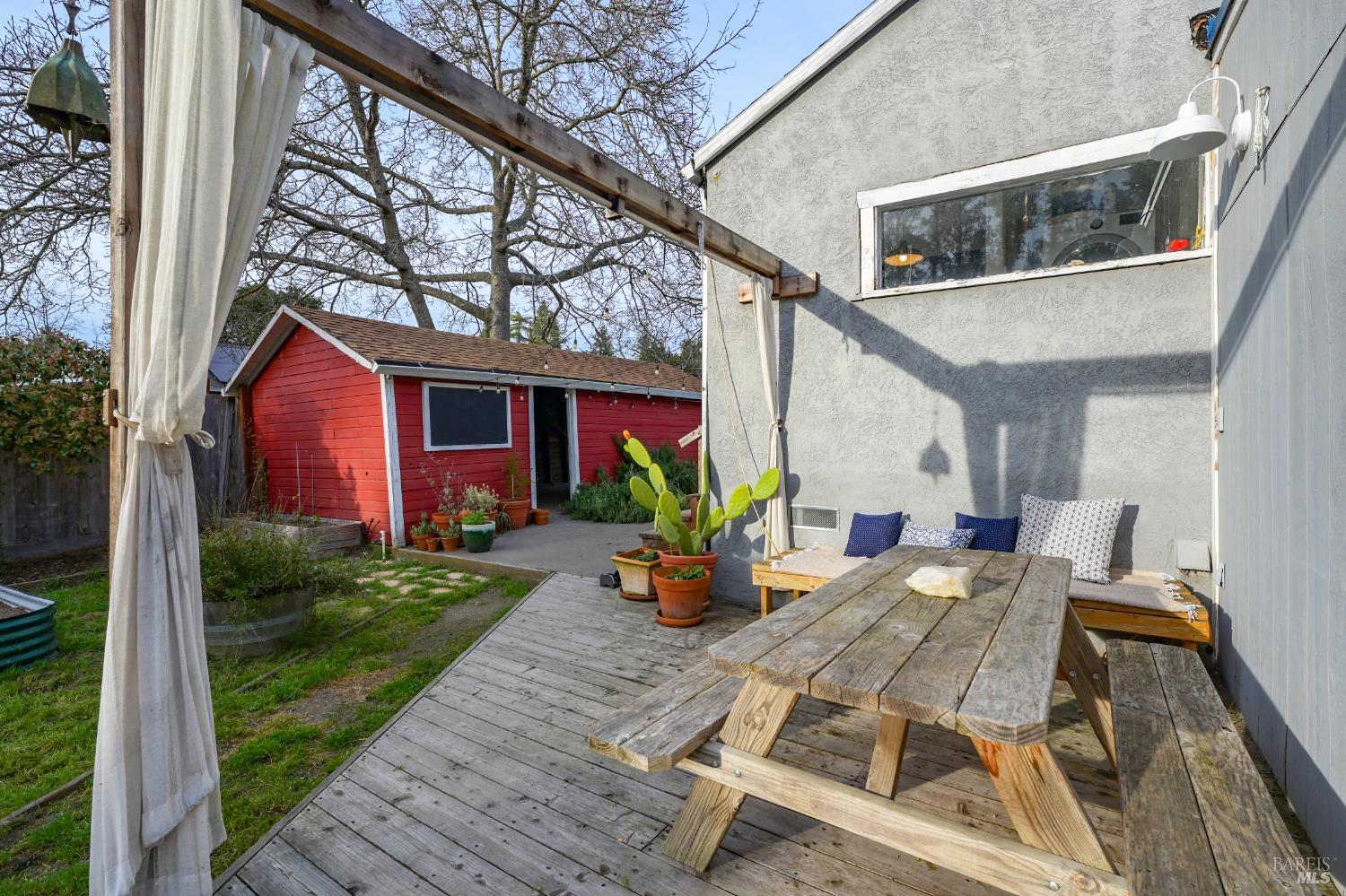 2103 Bodega Avenue