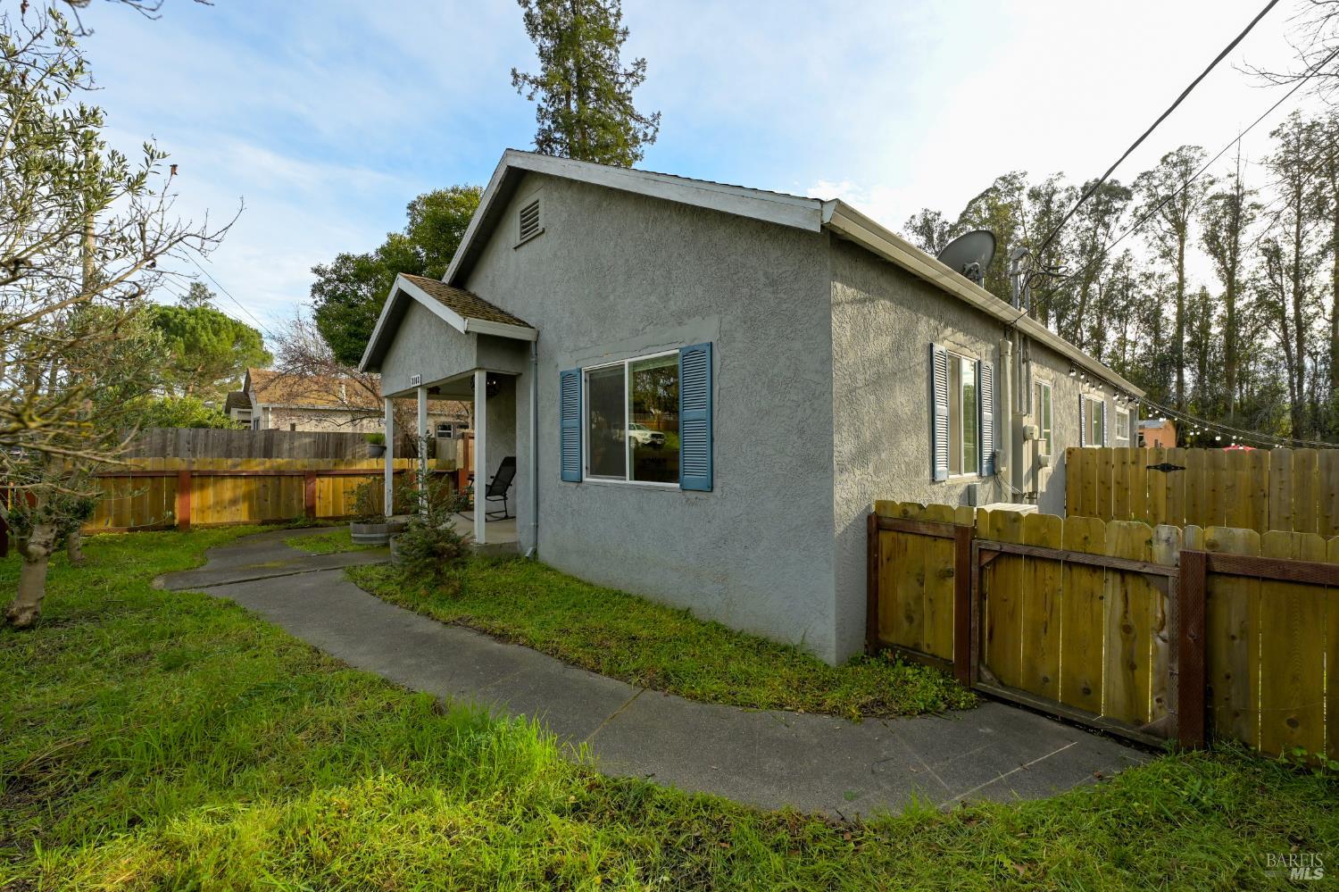 2103 Bodega Avenue