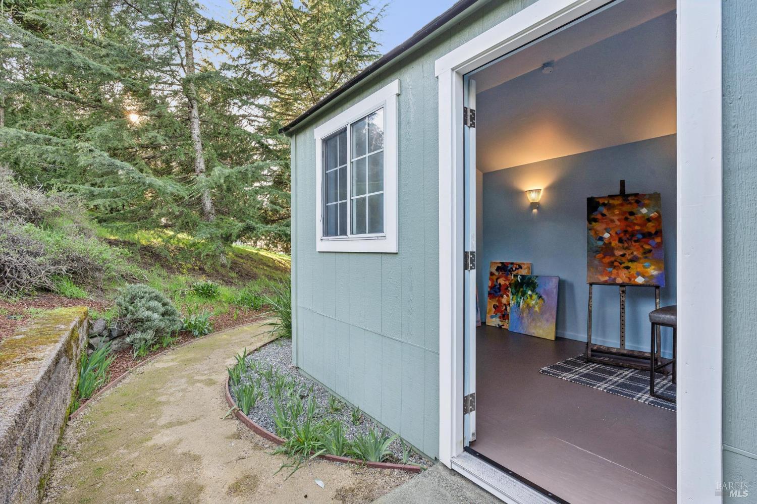 5855 Bodega Avenue