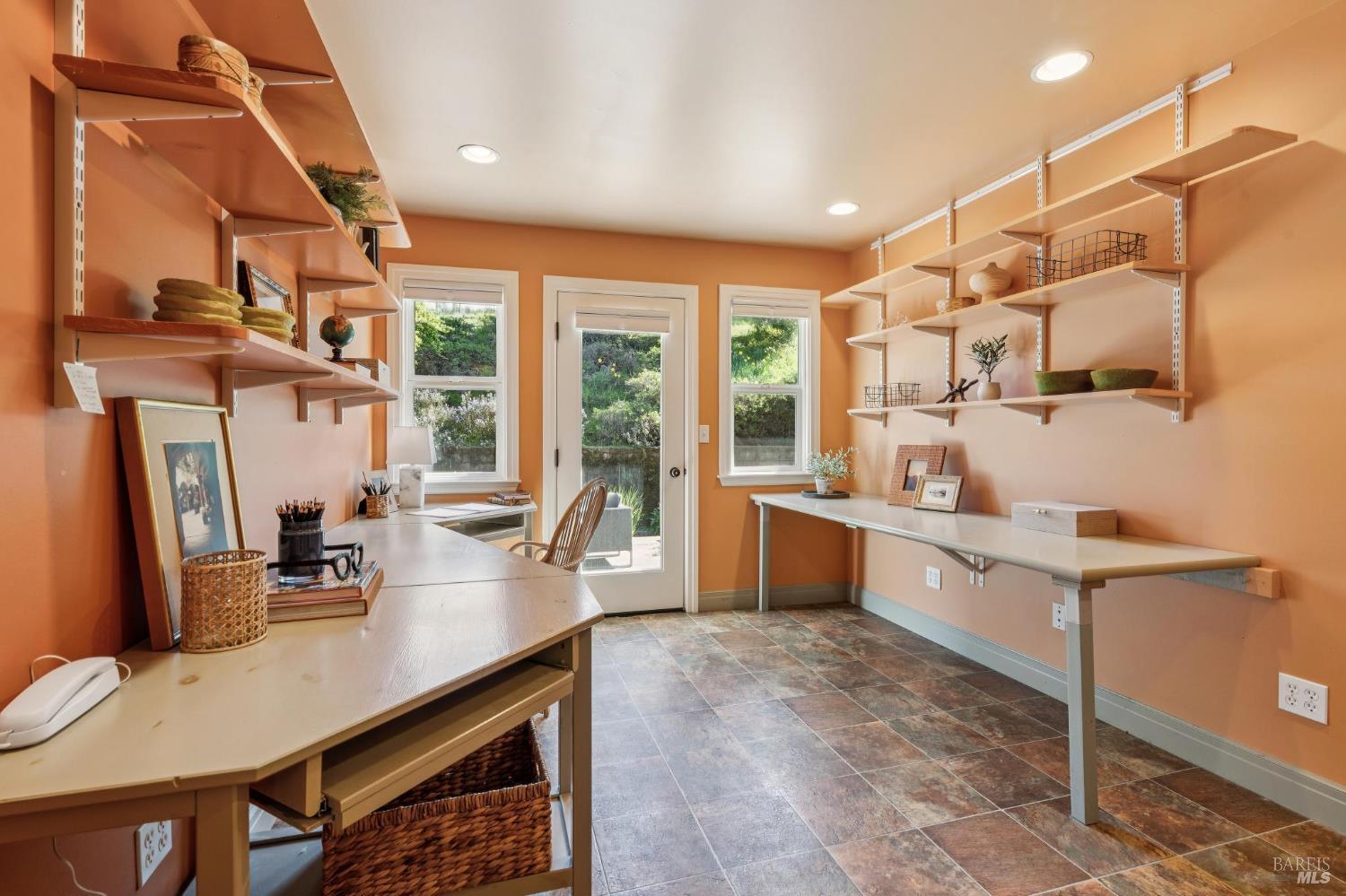5855 Bodega Avenue