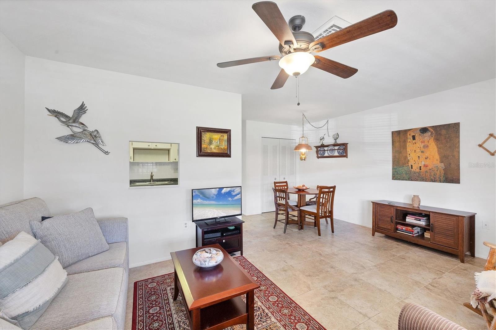 11 QUAILS RUN BLVD #11