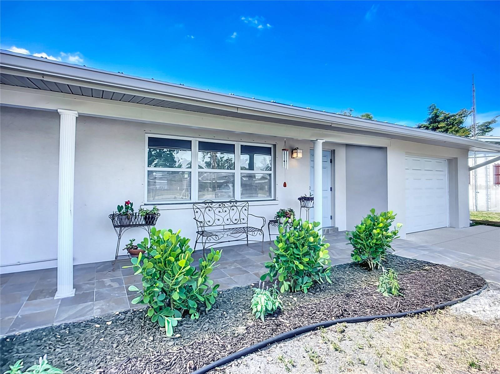 2108 LEE LN