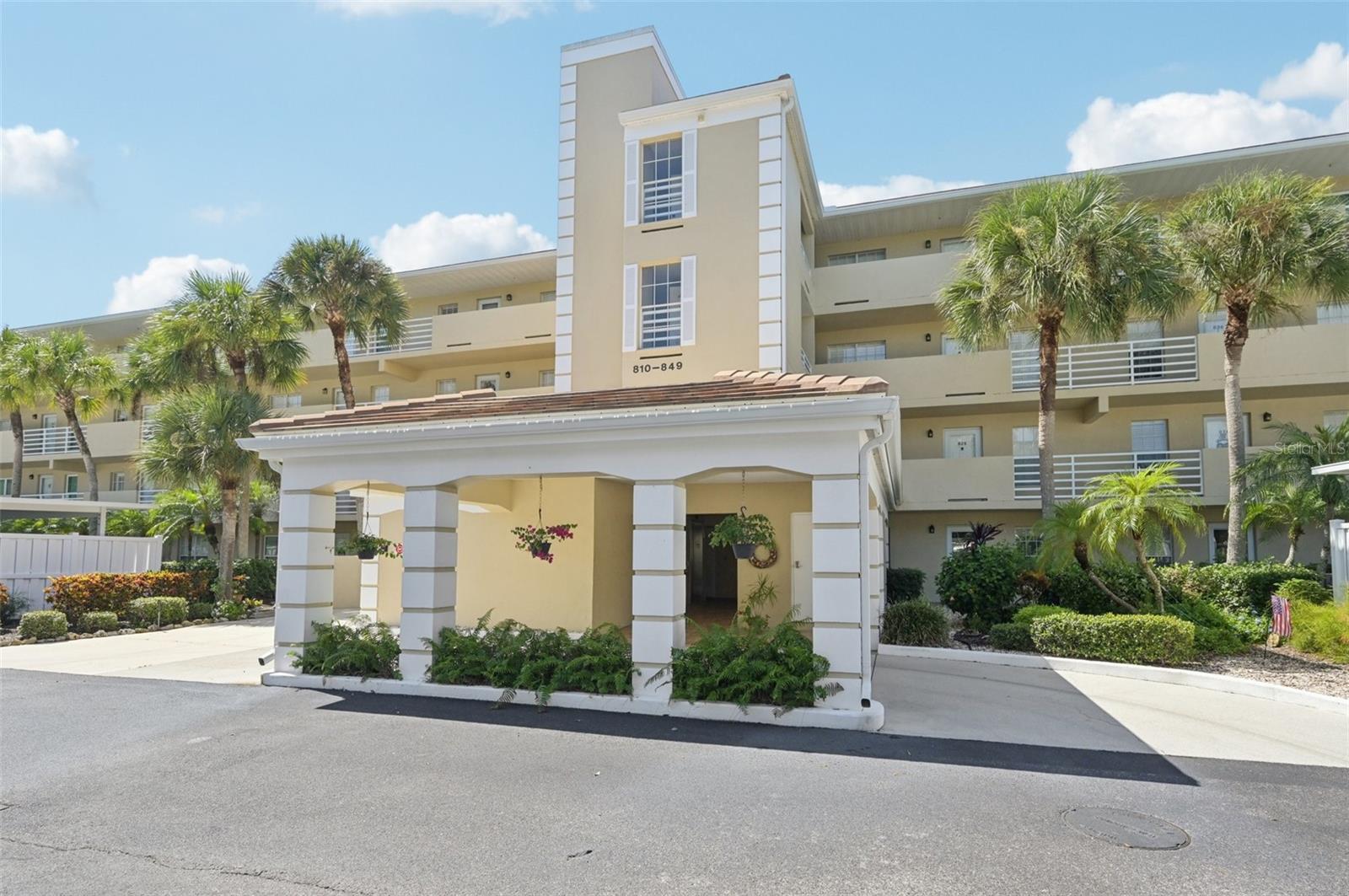 824 WEXFORD BLVD #824