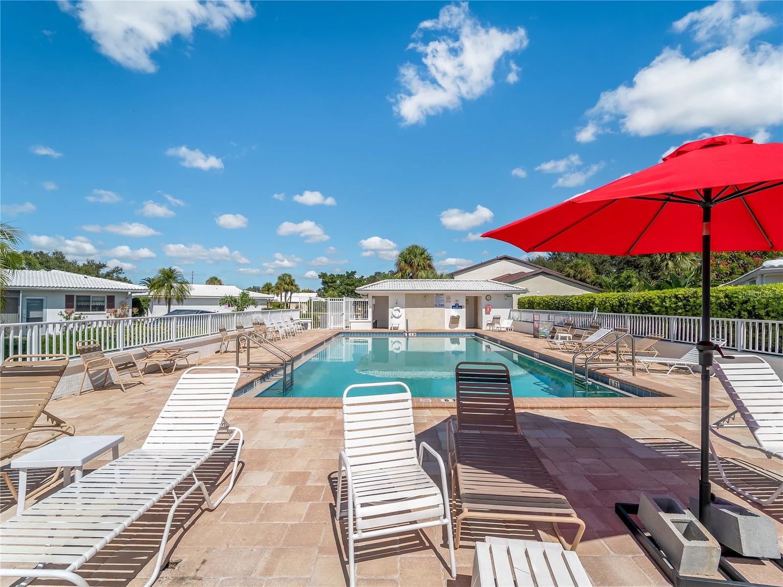 52 CIRCLEWOOD DR #A1-2