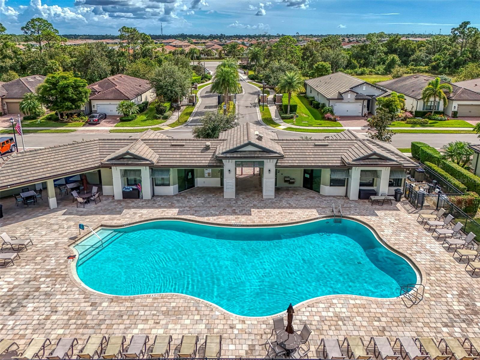 11976 BLAZING STAR DR