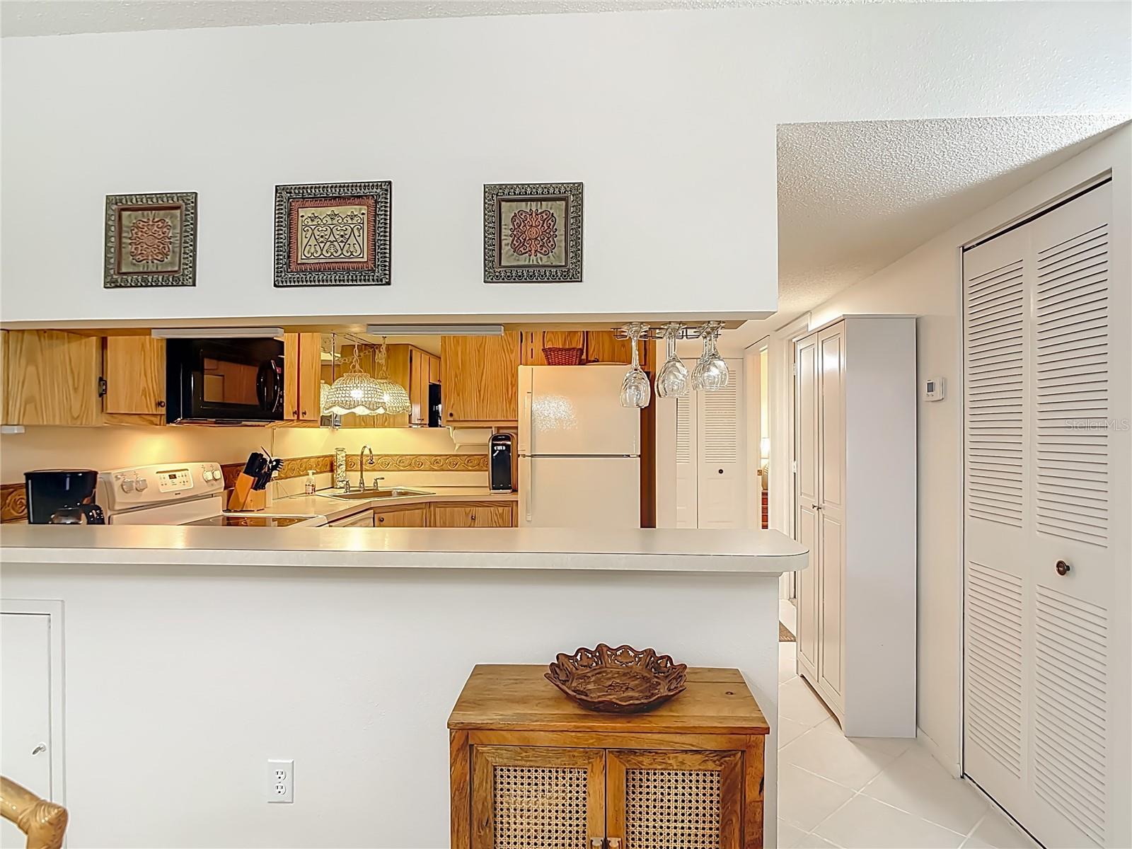 1515 FORREST NELSON BLVD #J204