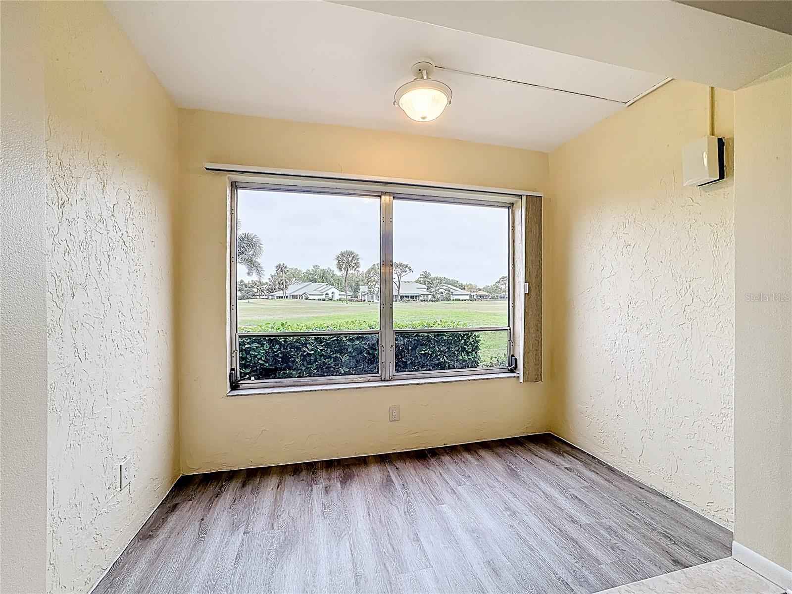 760 VILLAGE CIR #109