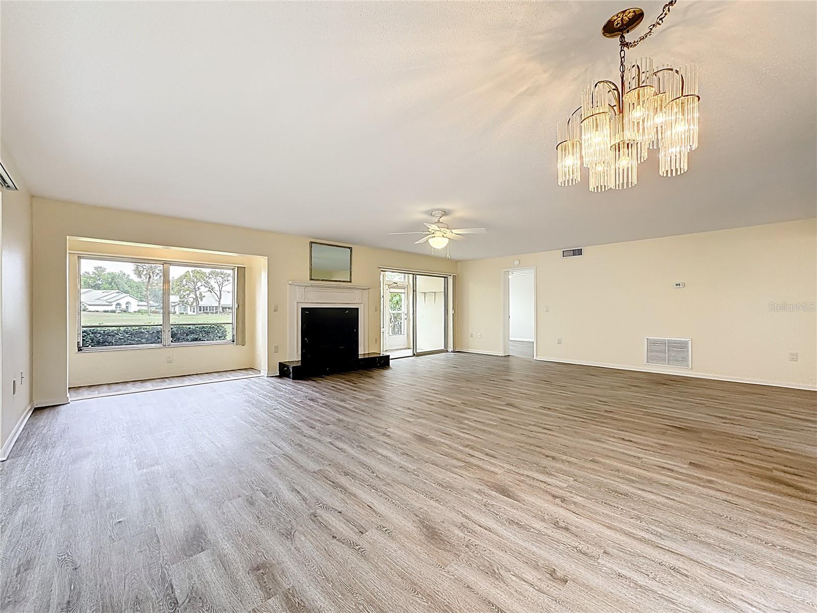 760 VILLAGE CIR #109