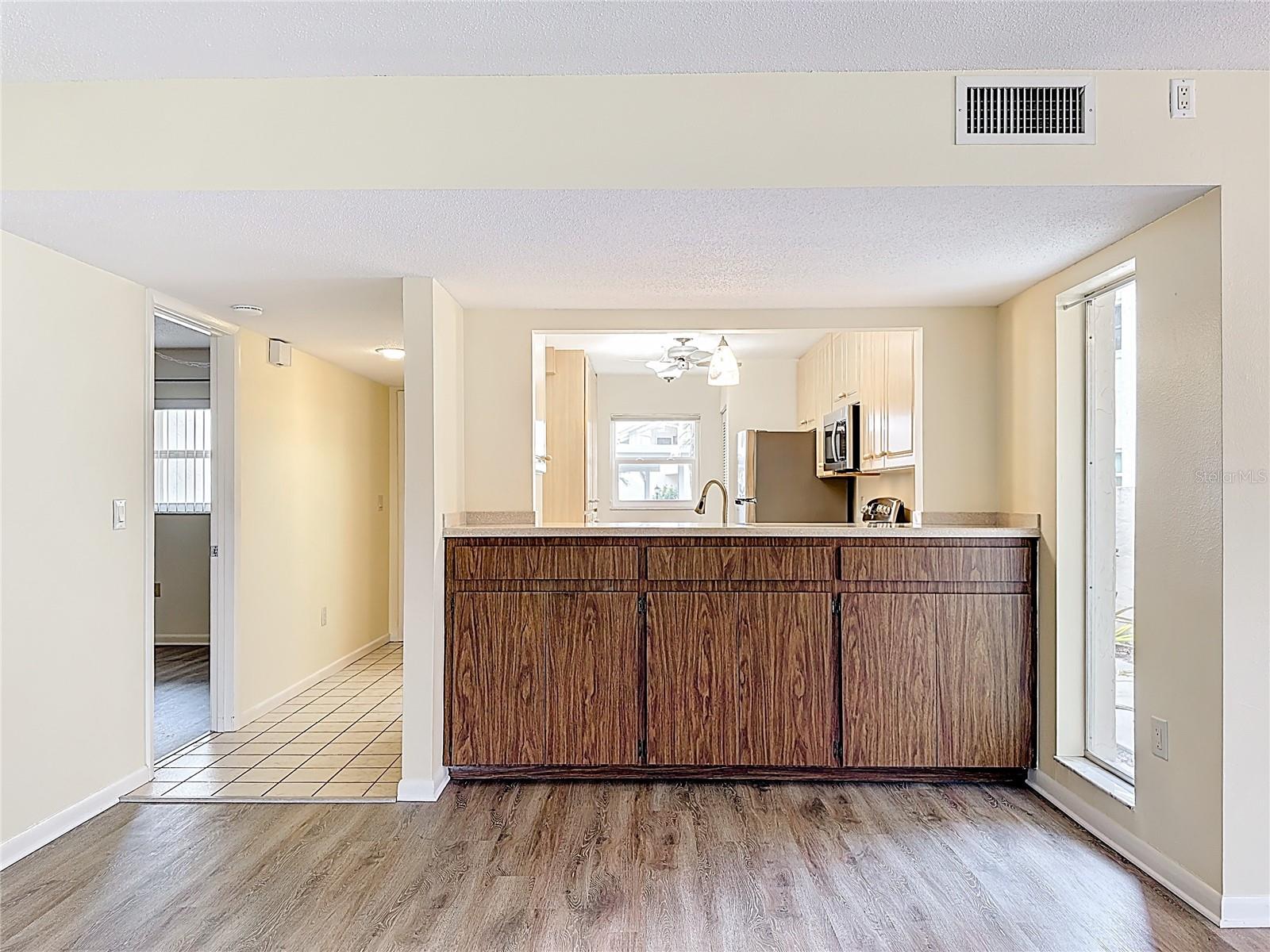 760 VILLAGE CIR #109