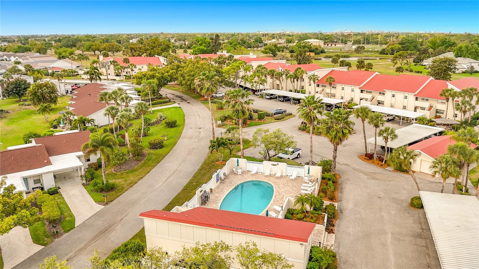 760 VILLAGE CIR #109