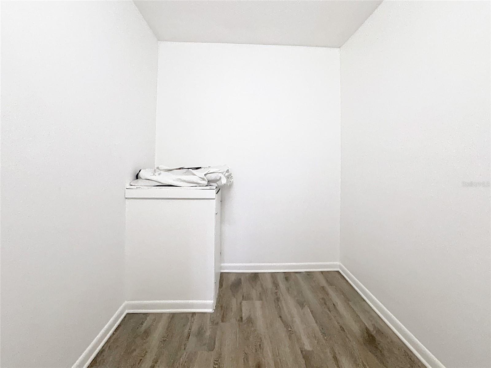 760 VILLAGE CIR #109