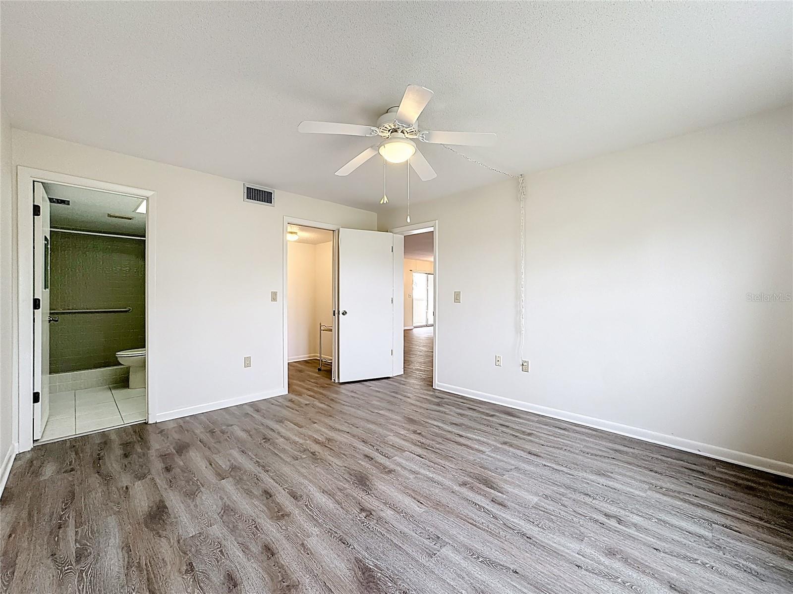 760 VILLAGE CIR #109