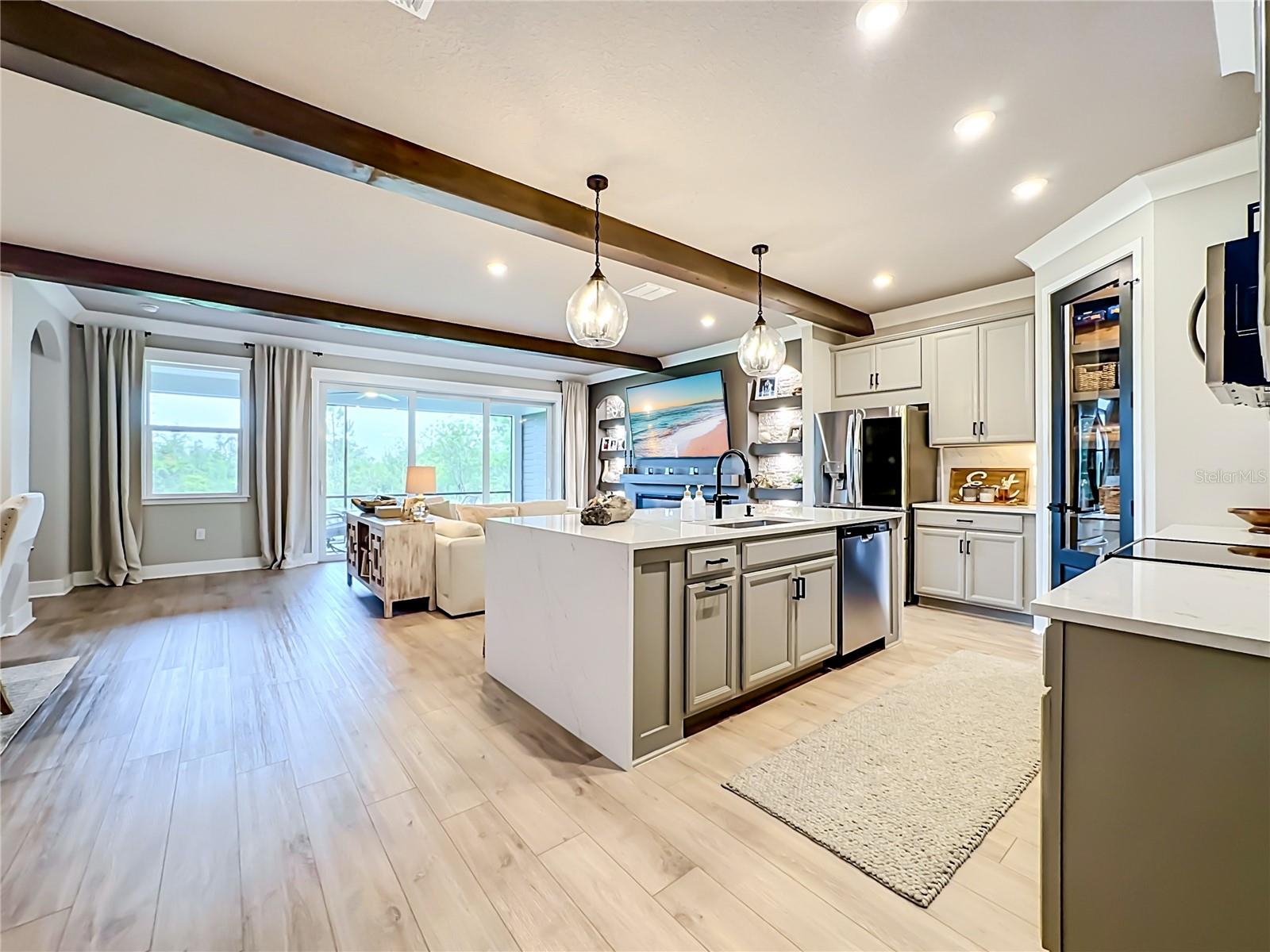 18105 GRAND PROSPERITY DR