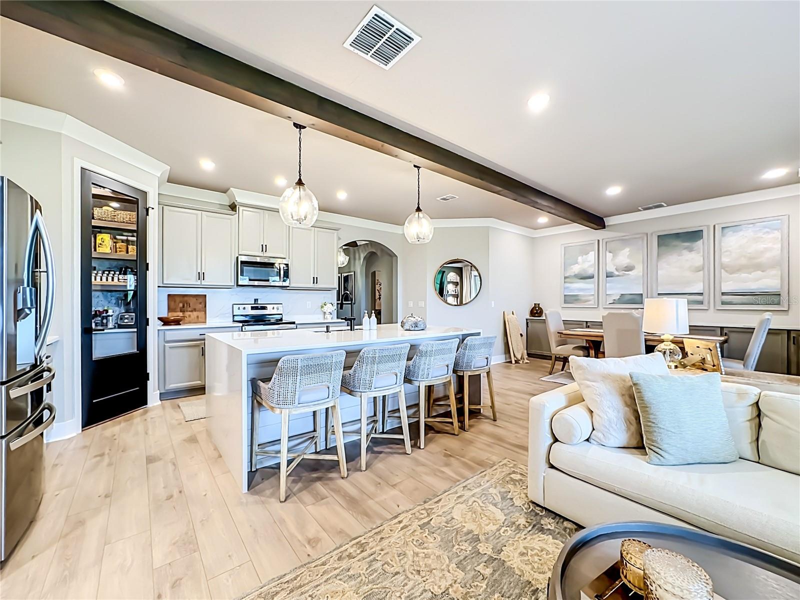 18105 GRAND PROSPERITY DR