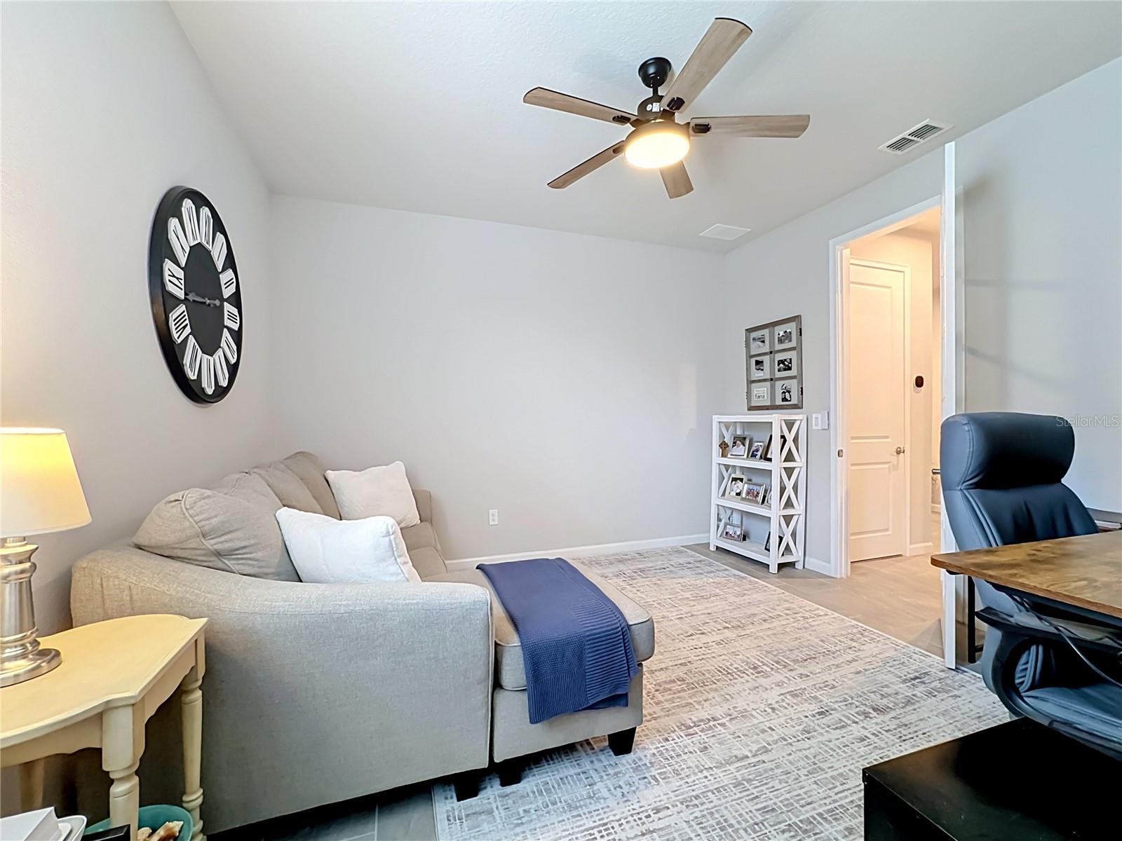 18073 GRAND PROSPERITY DR