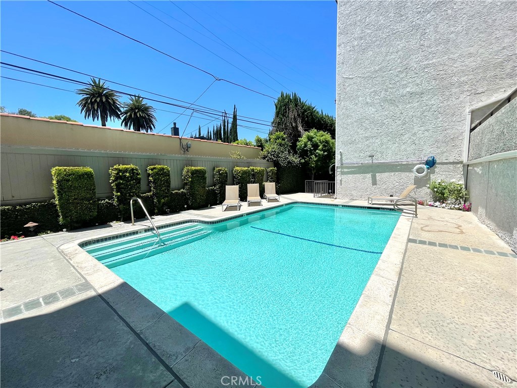 4611 Vista Del Monte Avenue Unit: 103