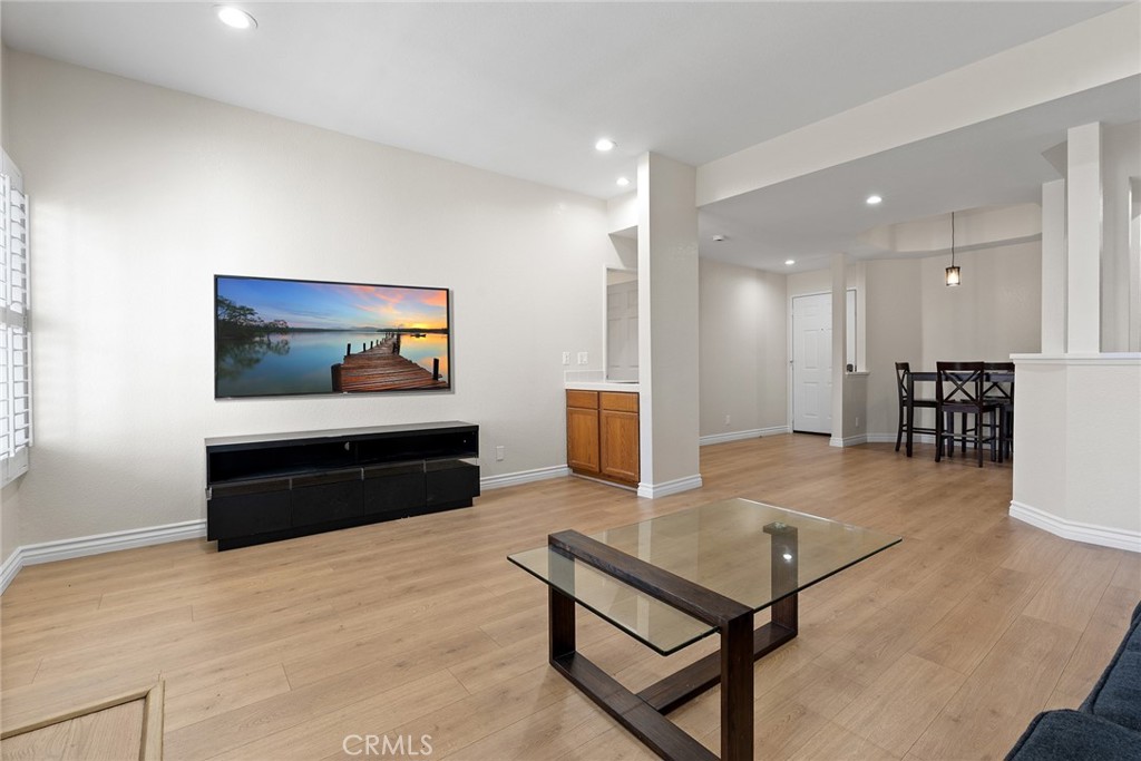 5420 Sylmar Avenue 119