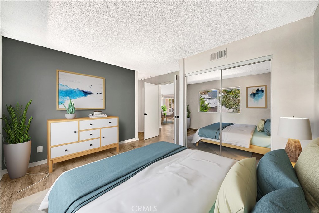 19551 Rinaldi Street 26