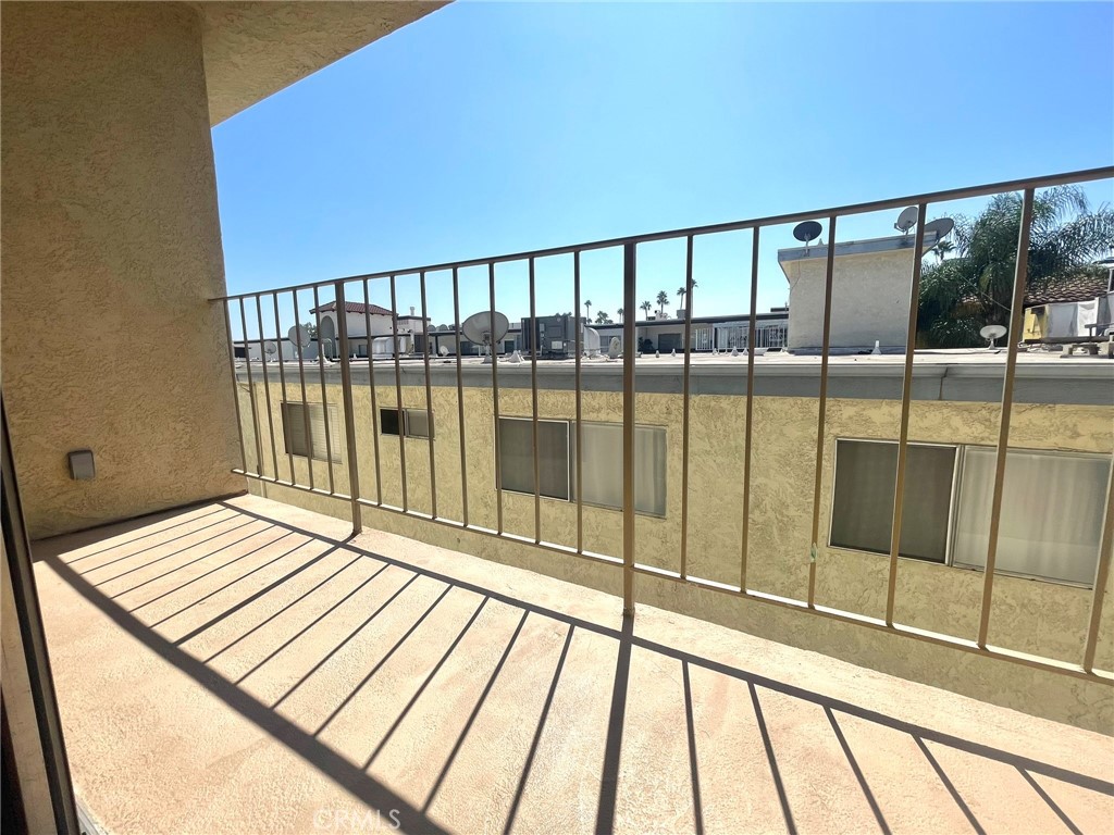 5400 Lindley Avenue 321