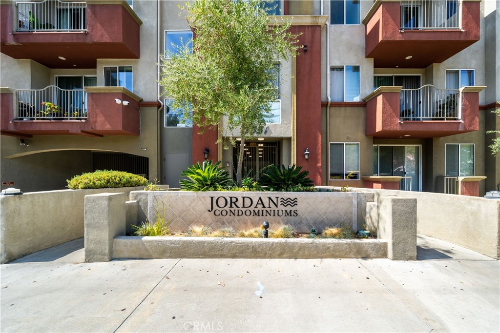7551 Jordan Avenue 403