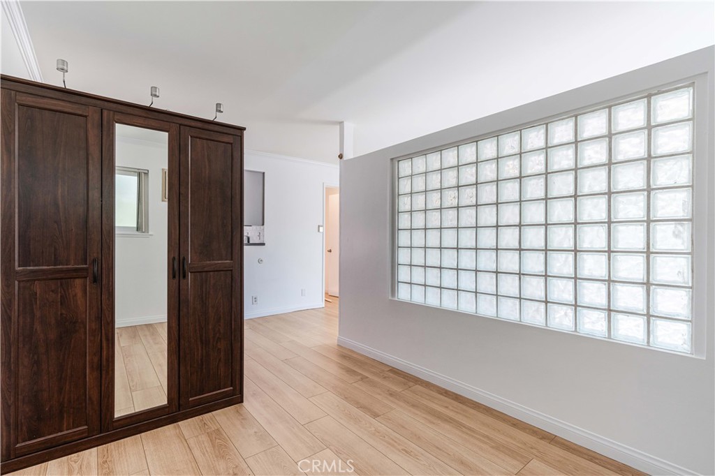 11138 Aqua Vista Street 49