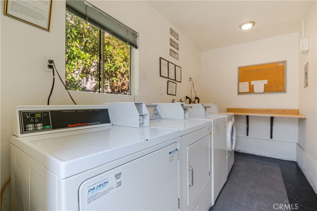 11138 Aqua Vista Street 49