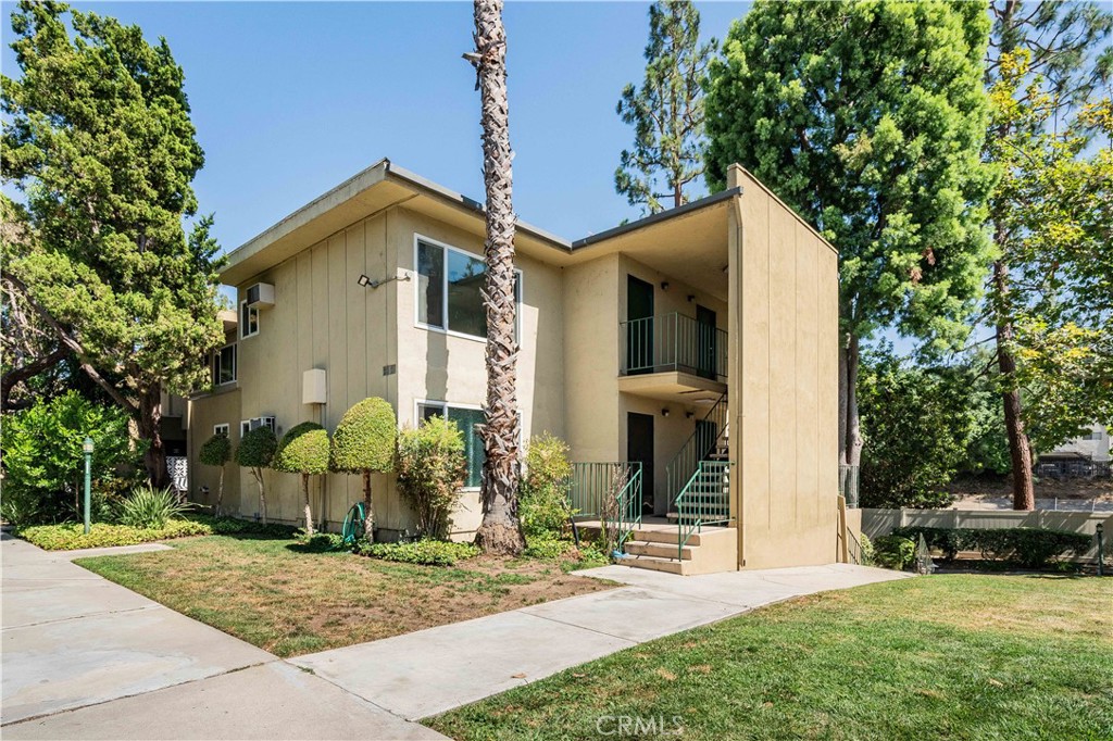 11138 Aqua Vista Street 49