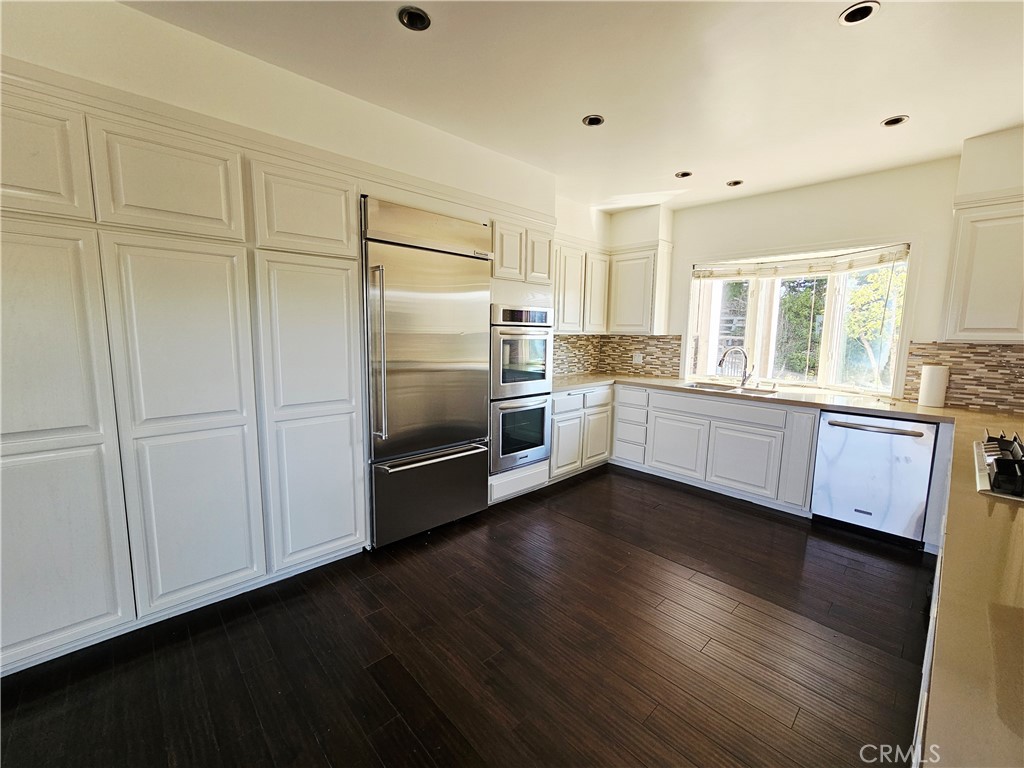 3622 Roberts View Place
