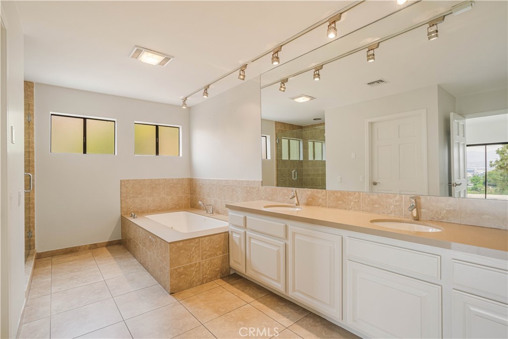 3622 Roberts View Place