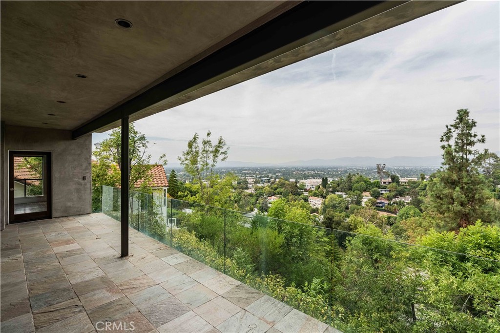 3622 Roberts View Place