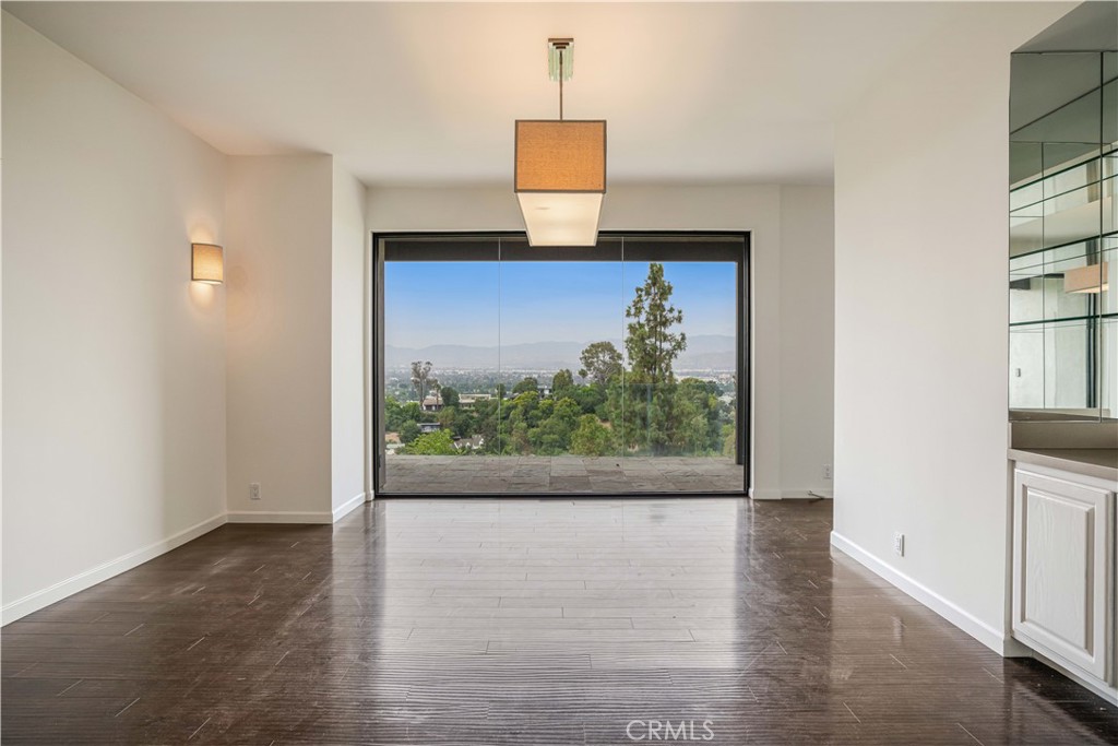 3622 Roberts View Place