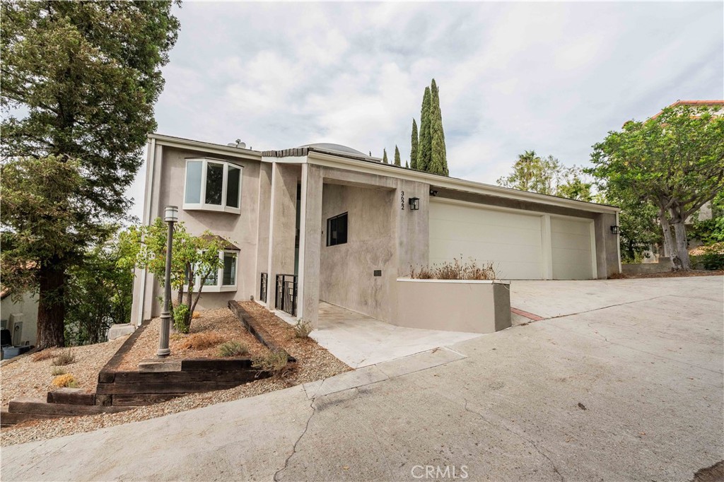 3622 Roberts View Place